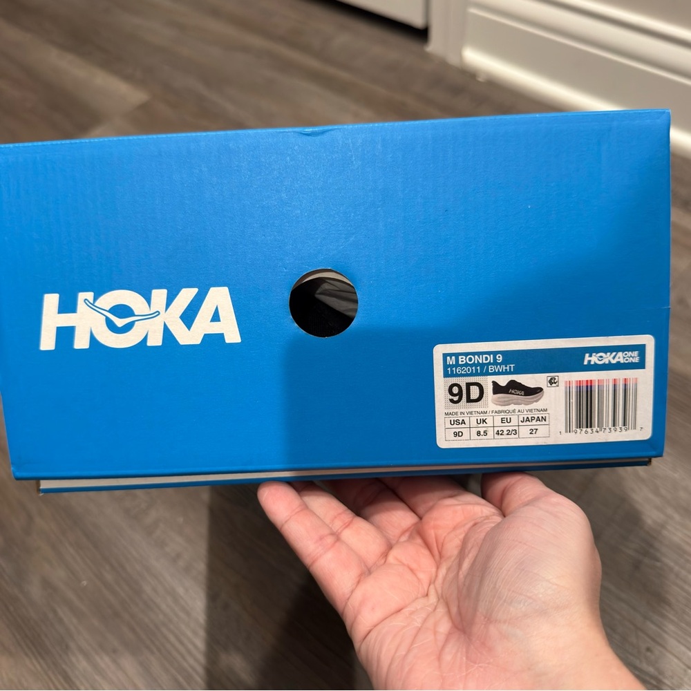 Hoka One One Bondi 9 Black White Running Sneakers - Picture 14 of 14